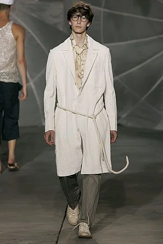 Look 18